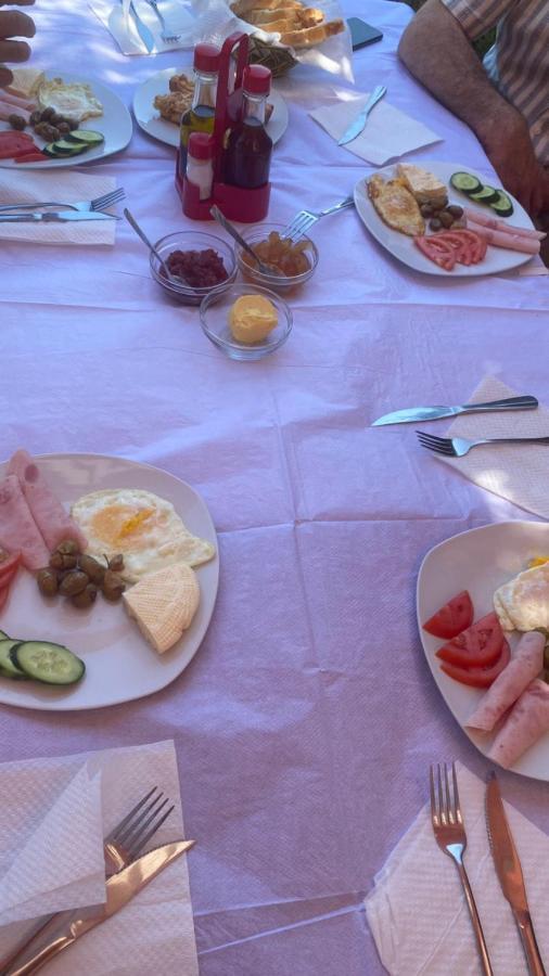 Bar Restorant Kristal Hotel Tiranë Luaran gambar